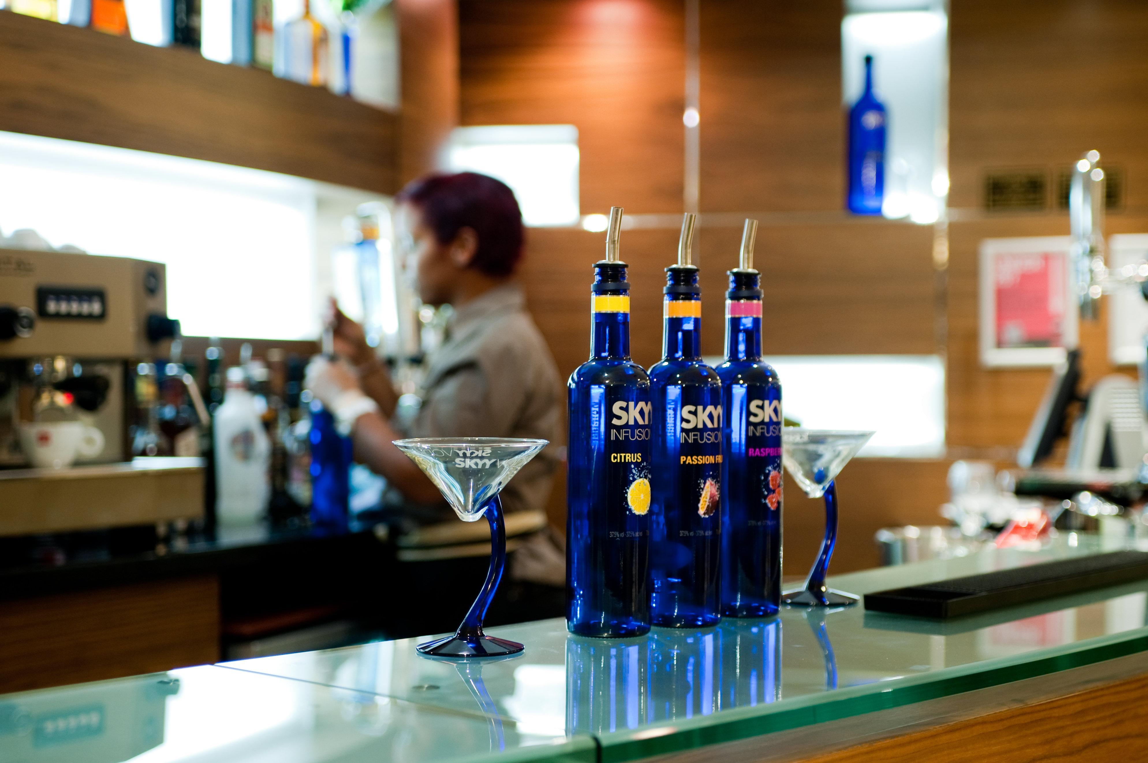 Holiday Inn Derby Riverlights By Ihg Bagian luar foto