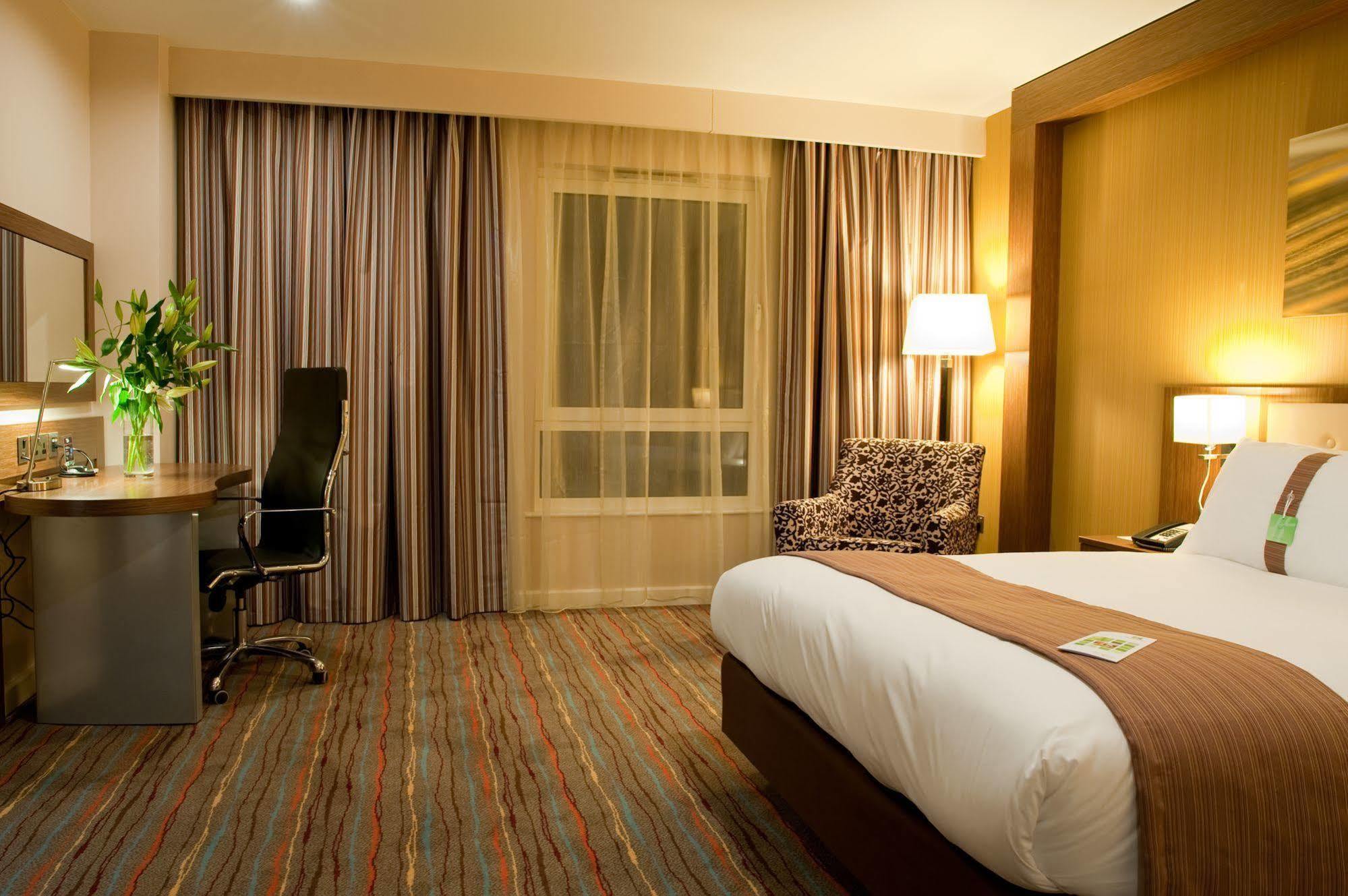 Holiday Inn Derby Riverlights By Ihg Bagian luar foto